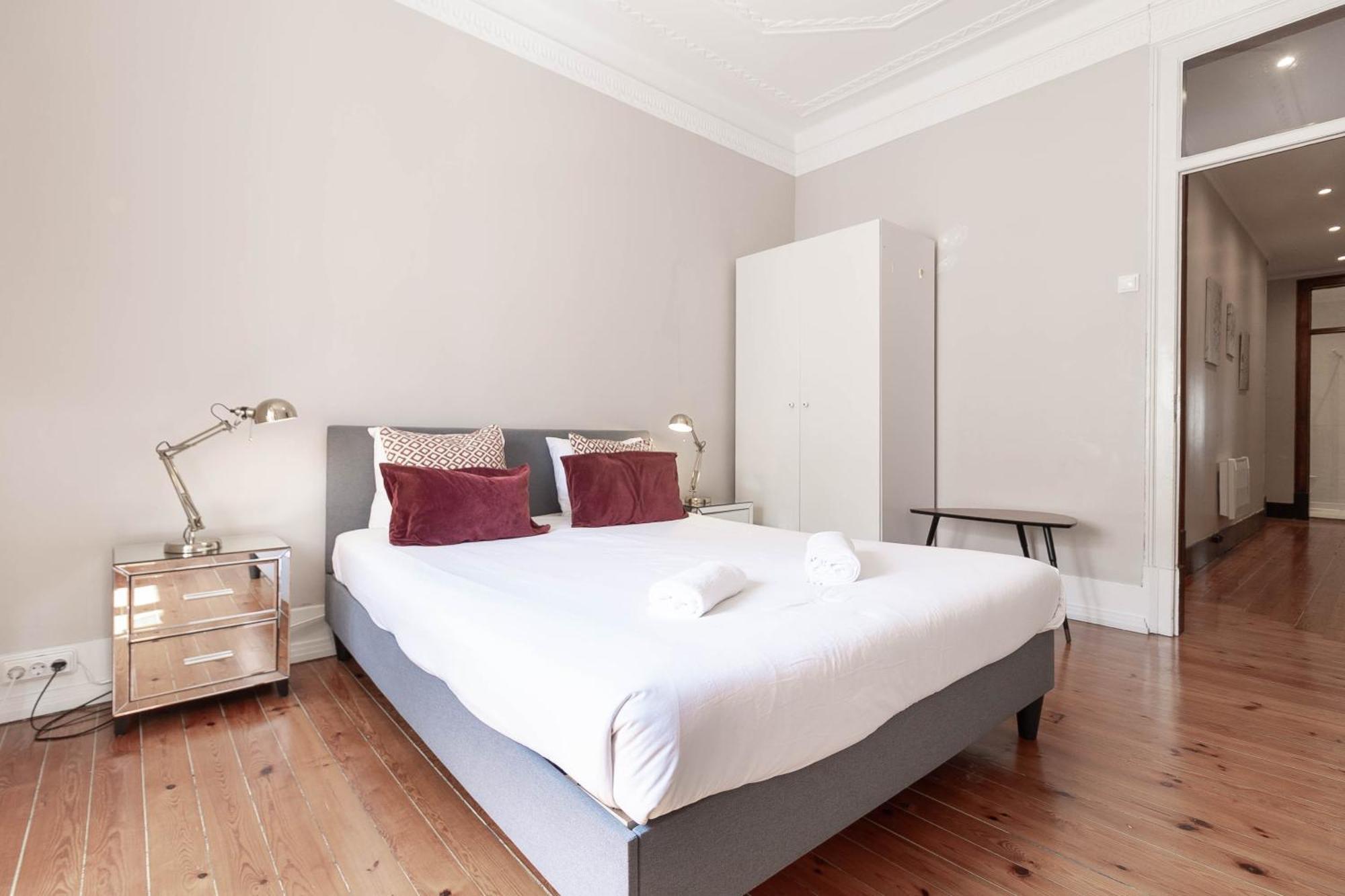 Apartment Akicity Anjos Stairway Lissabon