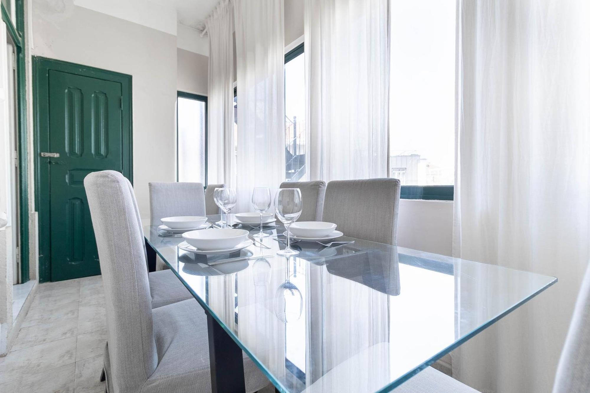 Appartement Akicity Anjos Stairway *