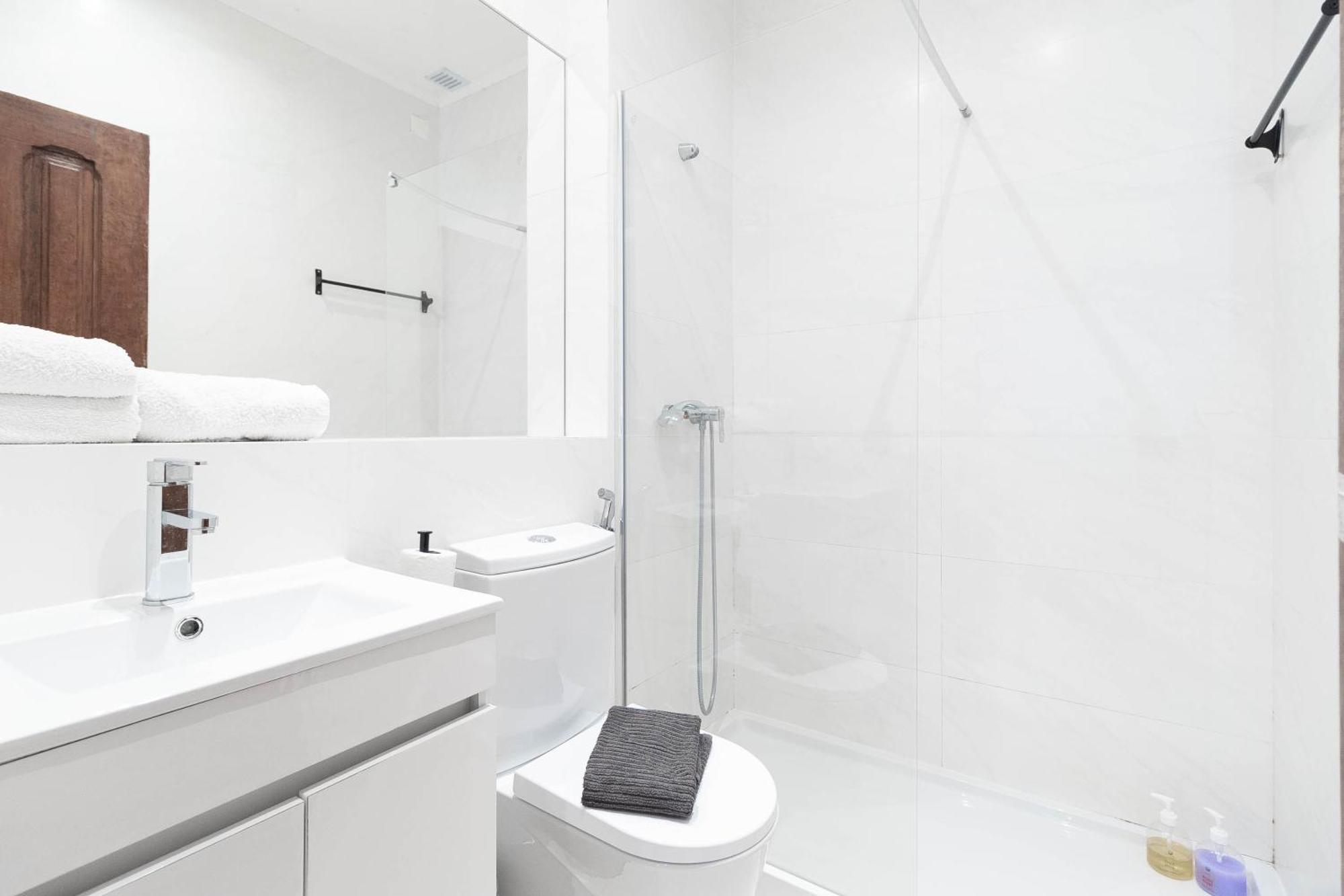 Appartement Akicity Anjos Stairway
